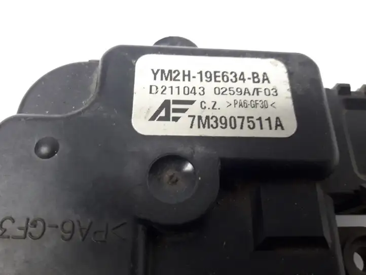 Volkswagen Sharan (2003 - 2010) 7M3907511A Двигатель задвижки потока воздуха — фото 3