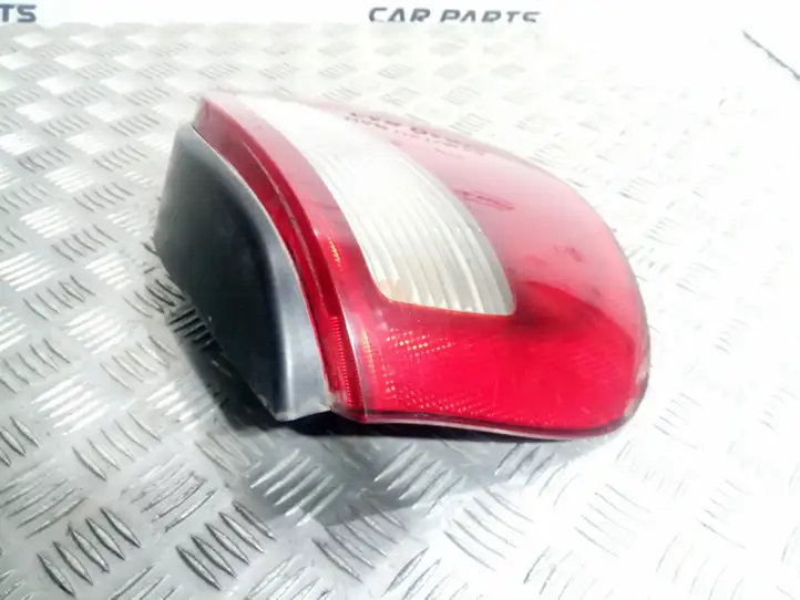Renault Megane I (1995 - 2002) 7700428320 Задний фонарь в кузове — фото 3
