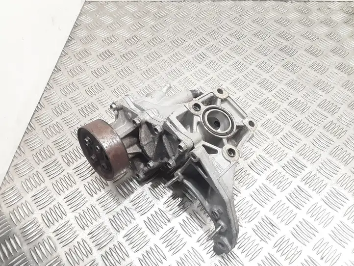 Mazda 6 (2012 - 2015) R2AA15176 Кронштейн компрессора кондиционера воздуха — фото 2