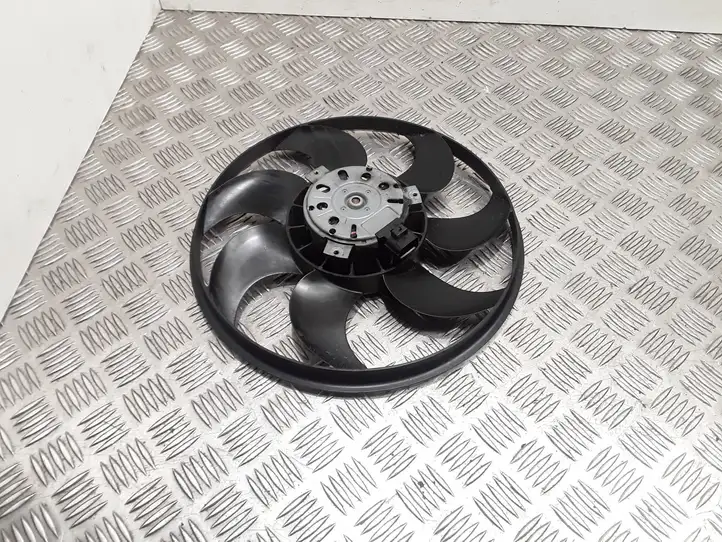 Ford Focus (2011 - 2015) 3136613431 Крыльчатка вентилятора охлаждения — фото 2