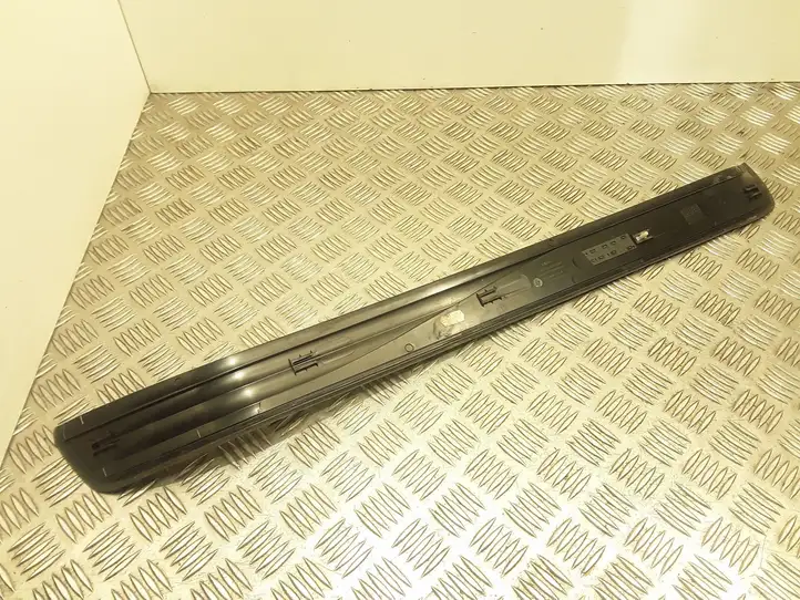 BMW 5 E60 E61 (2004 - 2010) 51477034303 Внутренняя отделка переднего порога — фото 2