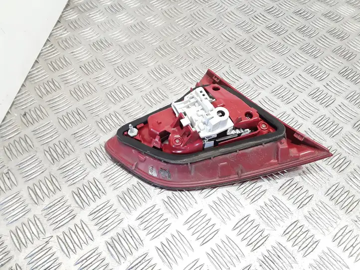 Opel Meriva B (2010 - 2014) 21628003 Задний фонарь в крышке багажника — фото 2
