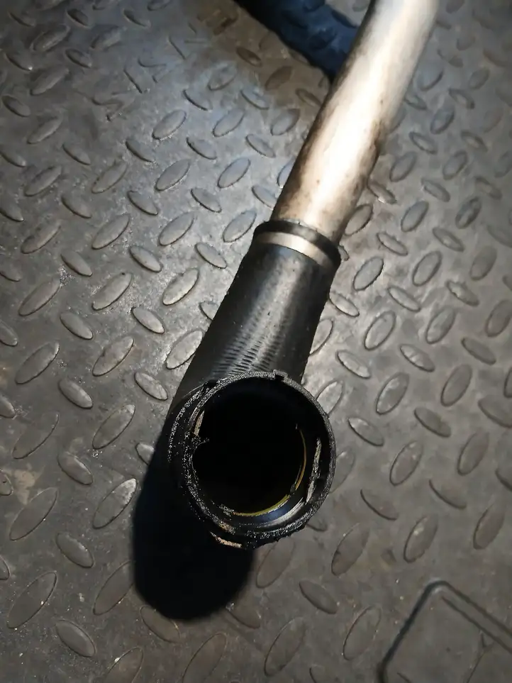BMW 6 E63 E64 (2002 - 2010) 1161779389603 Трубки интеркулера / Шланги интеркулера — фото 6