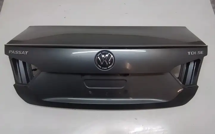 Volkswagen PASSAT B7 USA (2012 - 2016) Крышка багажника — фото 8