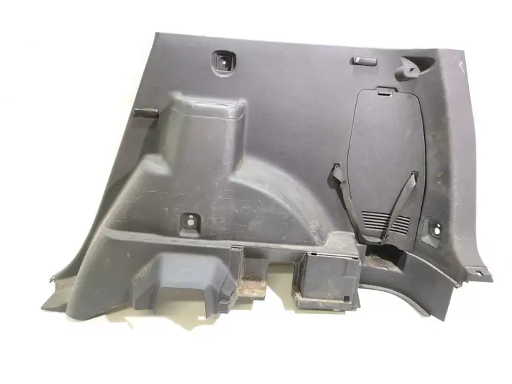 Toyota Corolla Verso AR10 (2004 - 2009) 647300F010 Прочая отделка багажника — фото 1