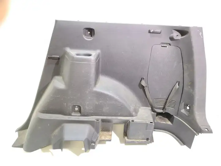 Toyota Corolla Verso AR10 (2004 - 2009) 647300F010 Прочая отделка багажника — фото 3