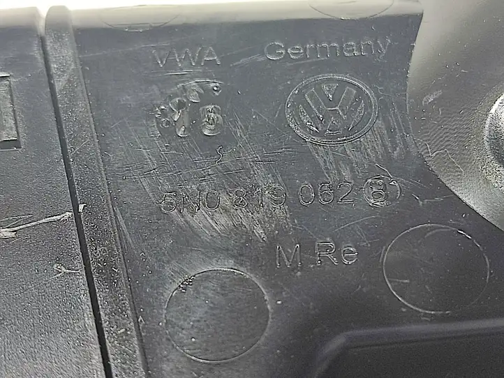 Volkswagen Tiguan (2011 - 2016) 5M0819357 Боковой воздушный дефлектор — фото 4