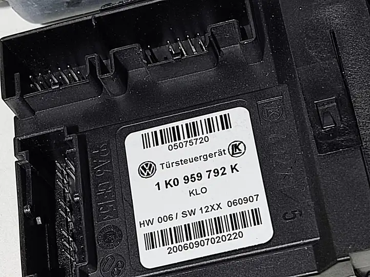 Volkswagen Touran I (2003 - 2010) 1K0959792K Механический стеклоподъемник передней двери — фото 3