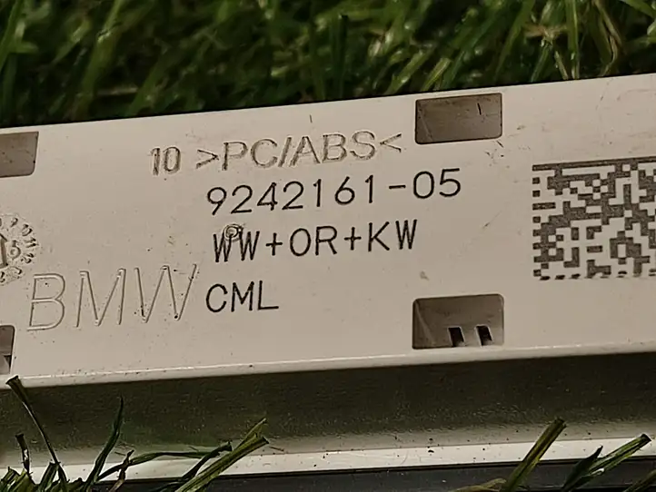 BMW 3 F30 F35 F31 (2012 - 2018) 9242161 Передняя подсветка — фото 3