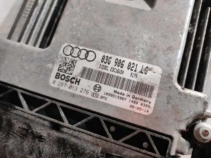 Audi A3/S3 8P (2005 - 2008) Блок управления двигателем (ЭБУ) — фото 3