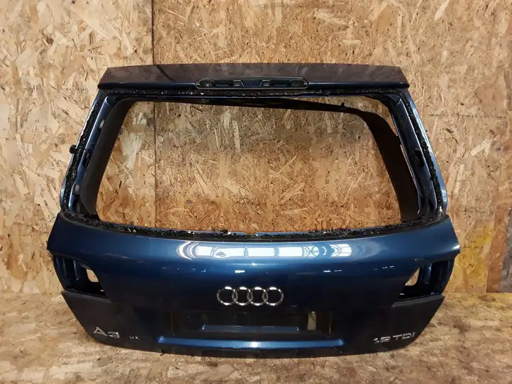 Audi A3/S3 8P (2004 - 2008) Крышка багажника — фото 1