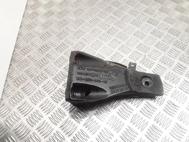 BMW 5 E60 E61 (2004 - 2010) 877107202 Кронштейн двигателя — фото 1