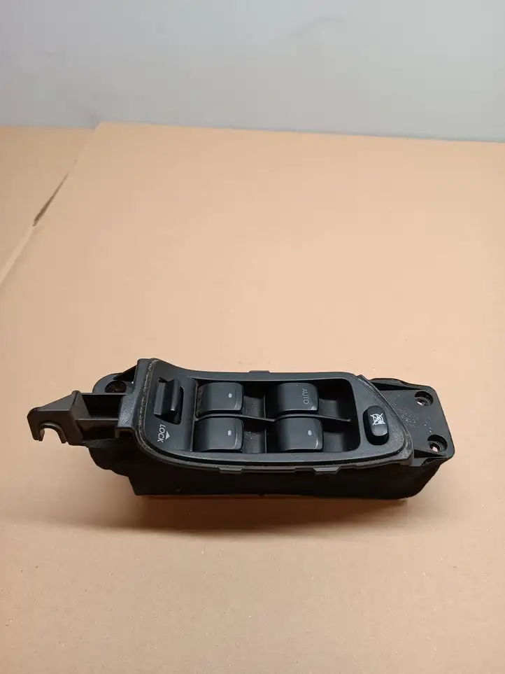 Subaru Legacy (2003 - 2009) 514837 Кнопка стеклоподъемников — фото 1