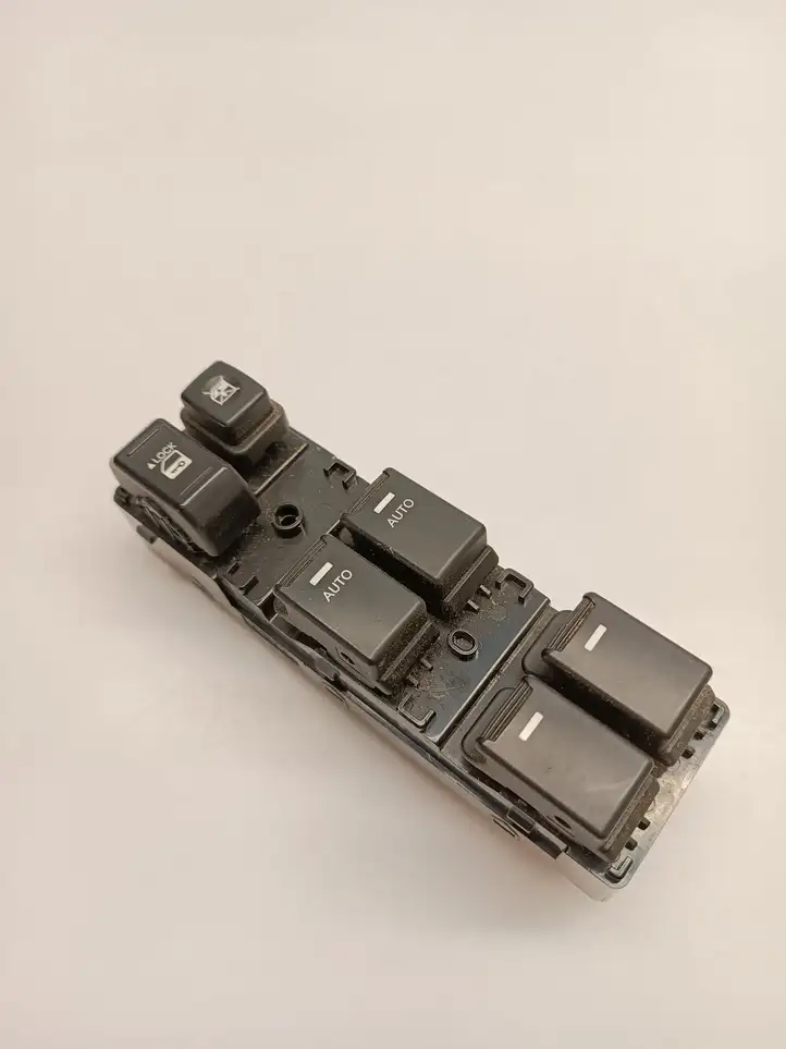 Kia Sorento (2009 - 2014) 202008899 Блок кнопок стеклоподъемников — фото 1