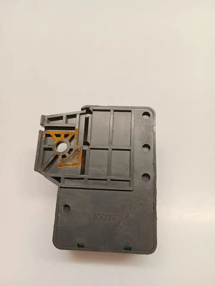 Subaru Forester SG (2003 - 2005) 3300120517 Реле стеклоочистителей — фото 2