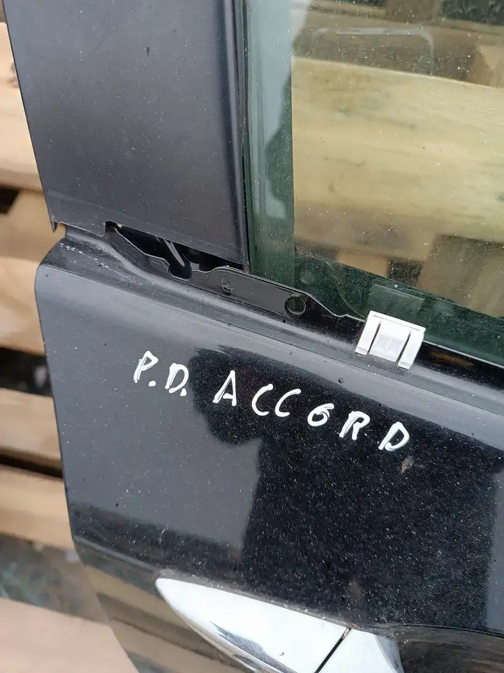 Honda Accord (2008 - 2016) Дверь — фото 2