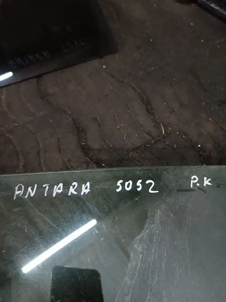 Opel Antara (2011 - 2017) 43R000382 Стекло передней двери — фото 2