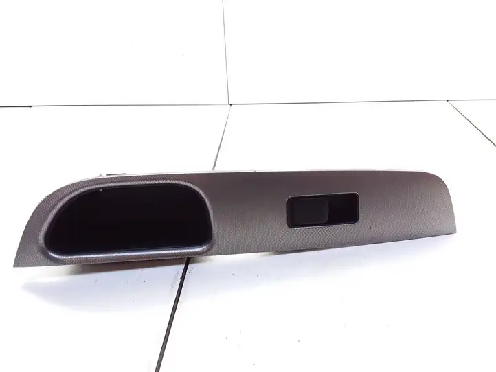 Nissan Versa (2006 - 2012) 82960EM31A Кнопка стеклоподъемников — фото 1