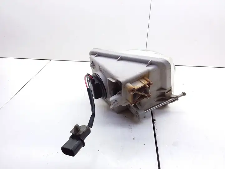 Mitsubishi Galant (1997 - 2003) 11487377 Передняя противотуманная фара — фото 3