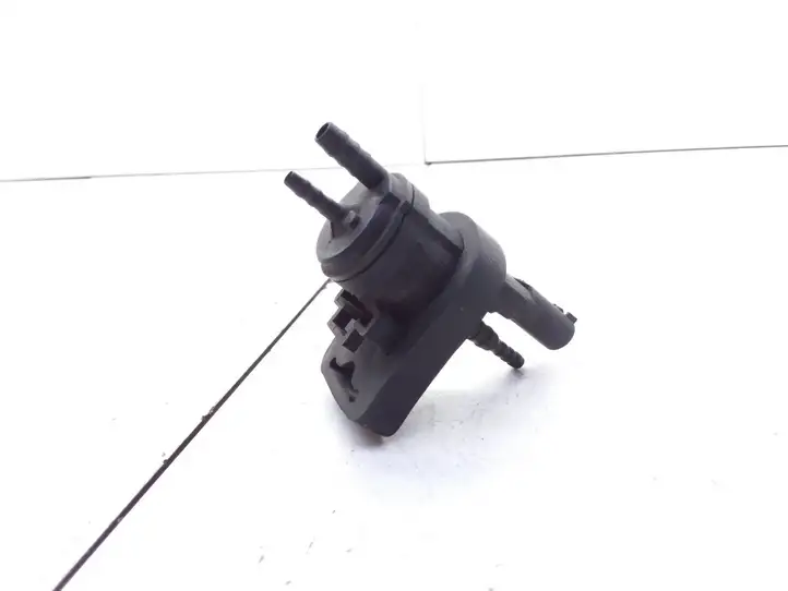 Mercedes-Benz Sprinter W901 W902 W903 W904 (1995 - 2007) 0025401497 Вакуумный клапан опоры двигателя — фото 1