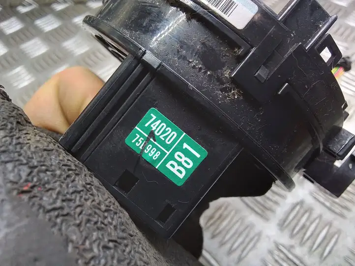 Toyota Prius (XW30) (2009 - 2015) 75B998 Контактное кольцо SRS — фото 2