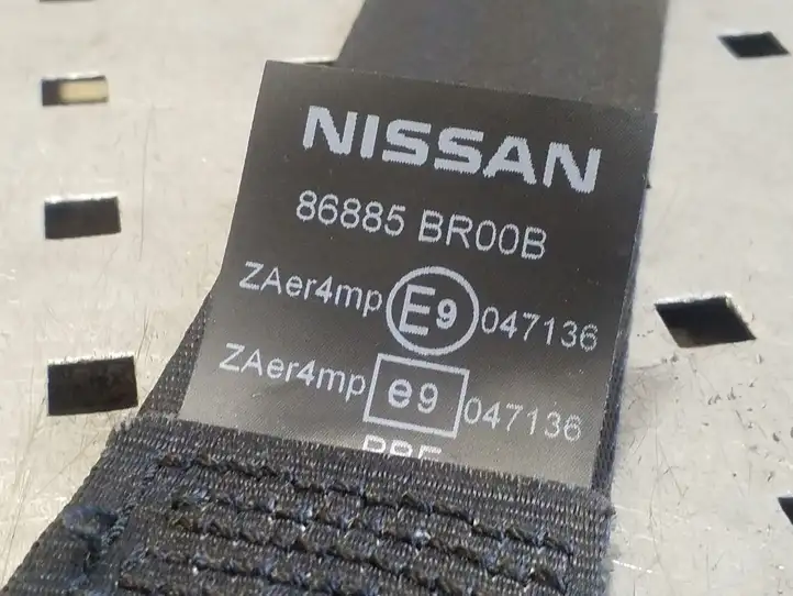 Nissan Qashqai (2010 - 2013) 86885BR00B Передний ремень безопасности — фото 2