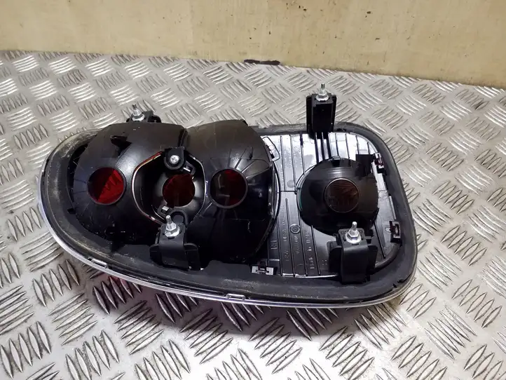 Mini Cooper Countryman R60 (2010 - 2016) 9808150 Задний фонарь в кузове — фото 9