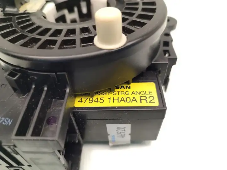 Nissan Micra (2010 - 2013) 47945-1HA0A Контактное кольцо SRS — фото 6