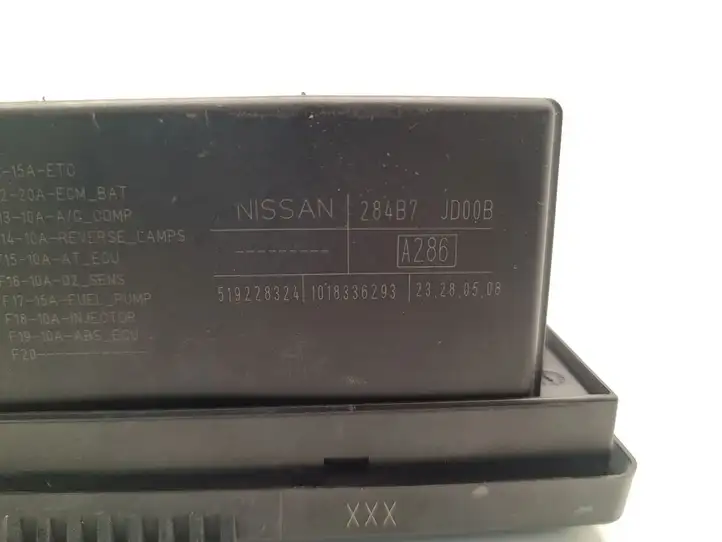 Nissan Qashqai (2006 - 2010) 284B7-JD00B Блок предохранителей — фото 6