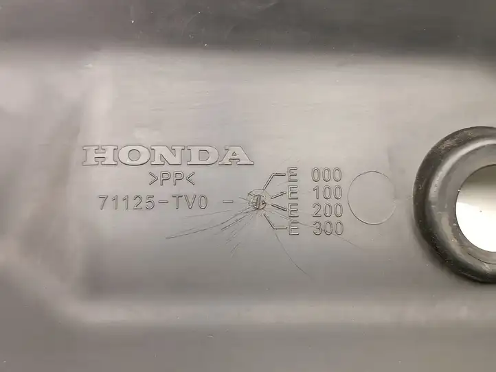 Honda Civic IX (2011 - 2017) 71125-TV0-E200 Накладка замка капота — фото 7