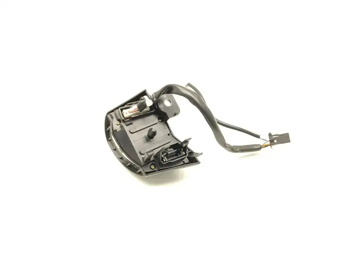 Toyota RAV 4 (XA20) (2000 - 2005) Кнопки на рулевом колесе — фото 5