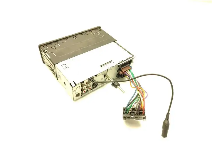 Kia Sorento (2002 - 2006) KD-G502B Магнитола / мультимедийная система — фото 3