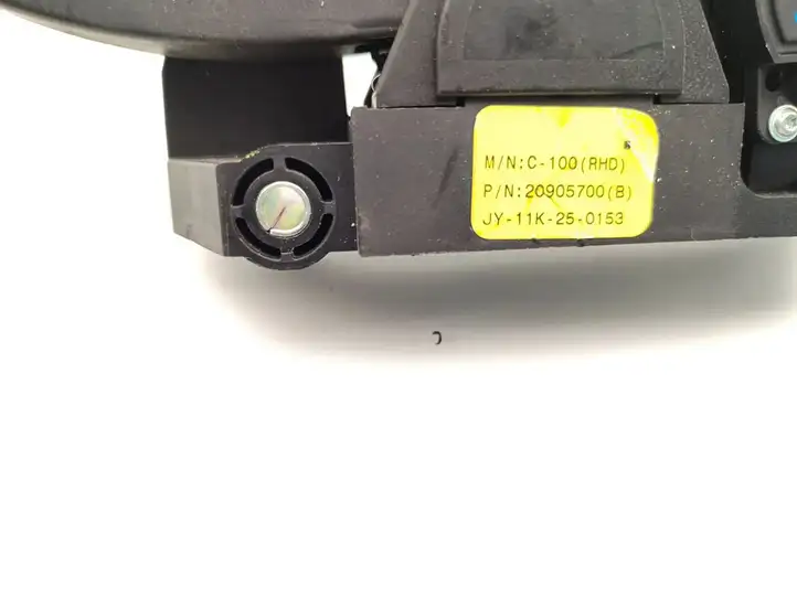 Chevrolet Captiva (2011 - 2013) 20905700 Педаль акселератора — фото 6