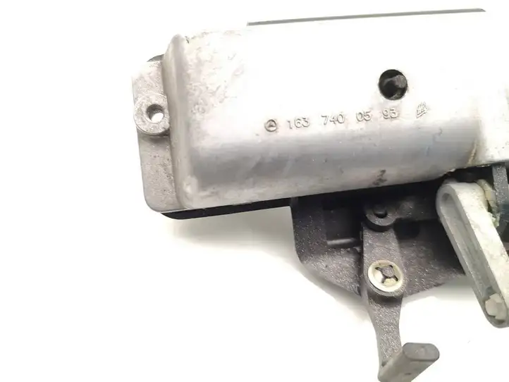 Mercedes-Benz ML W163 (1997 - 2005) 1637400593 Ручка крышки багажника — фото 7