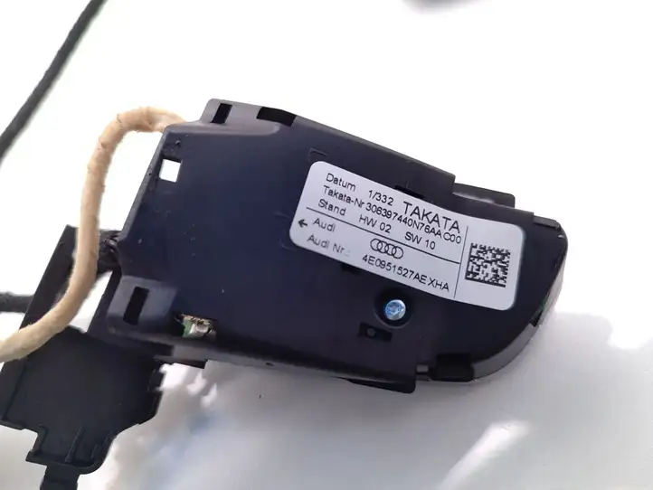 Audi A3/S3 8P (2008 - 2013) 4E0951527AD Кнопки на рулевом колесе — фото 5
