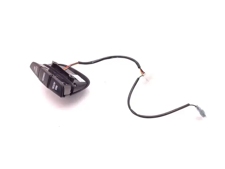 Kia Sorento (2006 - 2009) 96700-3E360 Кнопки на рулевом колесе — фото 4