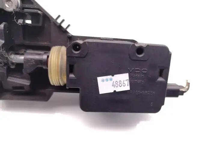Mercedes-Benz ML W163 (1997 - 2005) 1637400593 Кнопка закрытия крышки багажника — фото 7