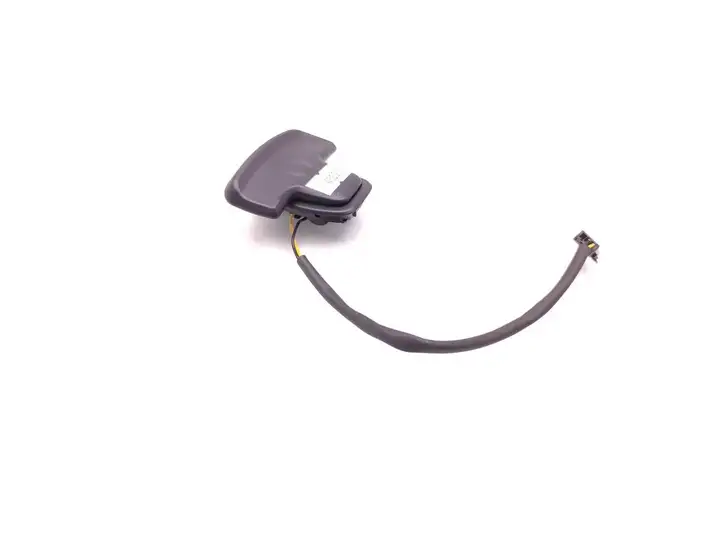 Mercedes-Benz C W204 (2007 - 2014) 2048706610 Кнопки на рулевом колесе — фото 3
