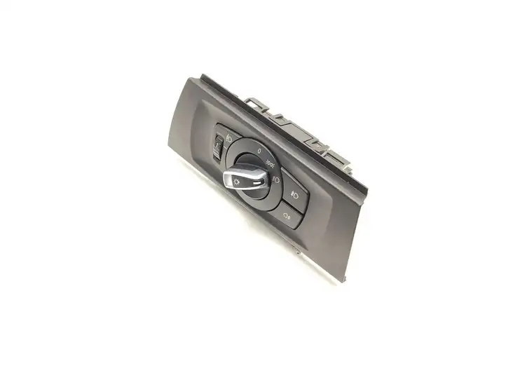 BMW 3 E90 E91 (2005 - 2012) 9169405 Включатель фонарей — фото 2
