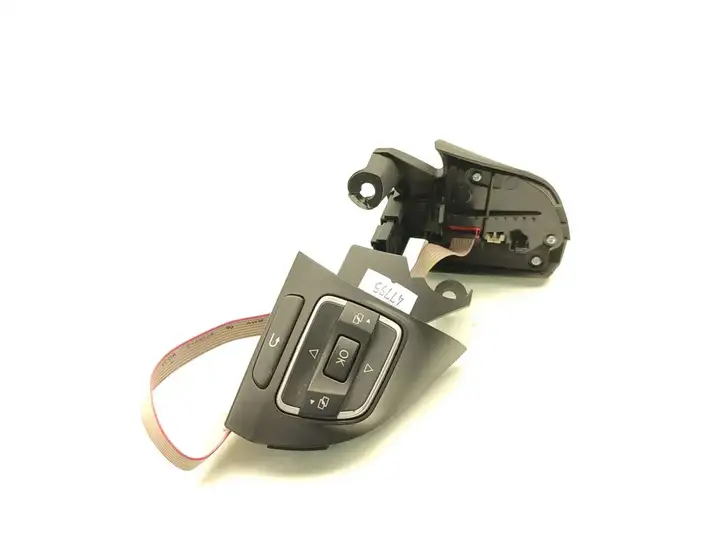 Volkswagen PASSAT B7 (2011 - 2014) 3C8959537D Кнопки на рулевом колесе — фото 5