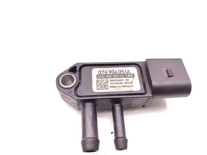 Audi A3/S3 8P (2004 - 2008) 076906051A Датчик давления выхлопных газов — фото 7