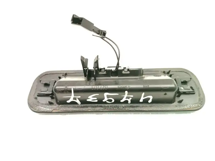 Opel Astra J (2009 - 2012) 13271375 Кнопка закрытия крышки багажника — фото 4