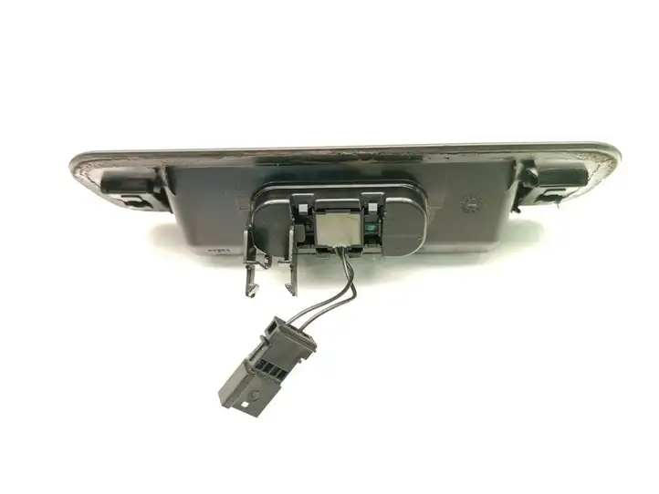 Opel Astra J (2009 - 2012) 13271375 Кнопка закрытия крышки багажника — фото 5