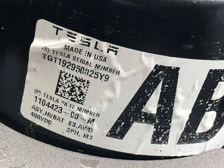 Tesla Model 3 (2017 - 2023) 1104423 Аккумулятор гибридного / электрического автомобиля — фото 3