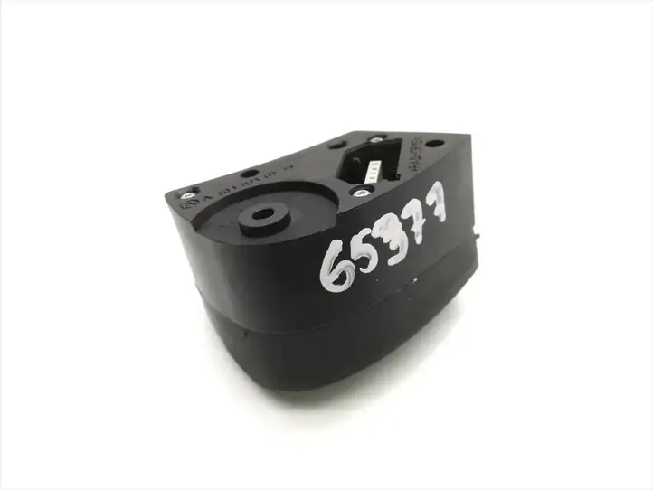 Mercedes-Benz CLK A208 (1997 - 2002) A2038210979 Кнопки на рулевом колесе — фото 3
