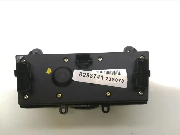 Mercedes-Benz E W211 (2002 - 2009) 8283741-23S078 Кнопка парктроника — фото 4