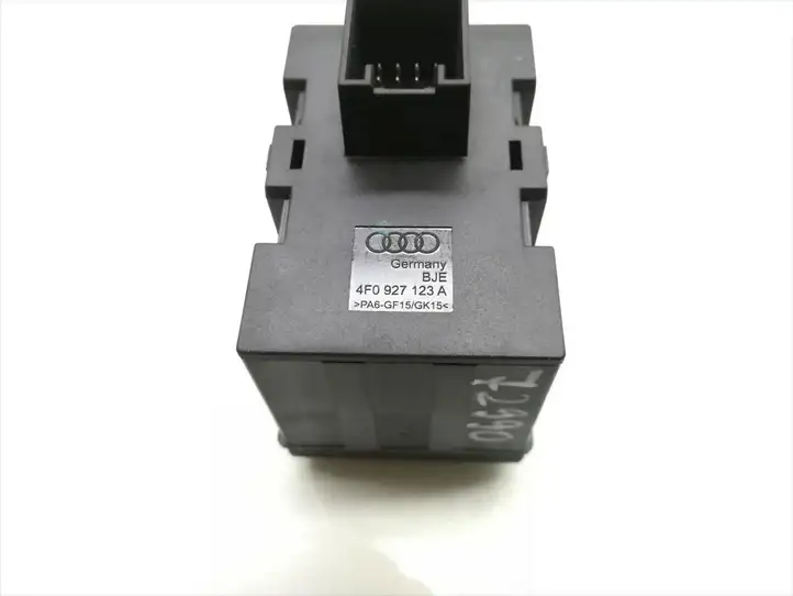 Audi A6 S6 C6 4F (2004 - 2008) 4F0927123A Кнопка управления круиз контроля — фото 5