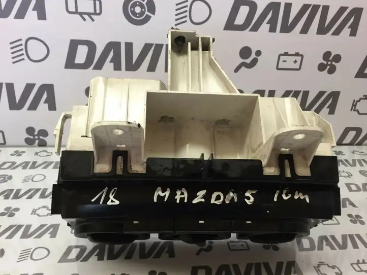 Mazda 5 (2005 - 2010) M1900CC33 Блок управления климат-контролем — фото 5