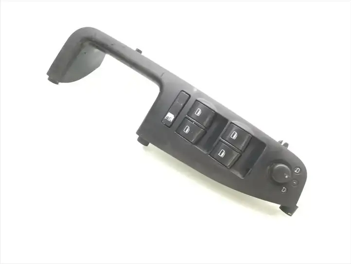 Audi A4 S4 B7 8E 8H (2004 - 2009) 8E2867172B Кнопка стеклоподъемников — фото 1