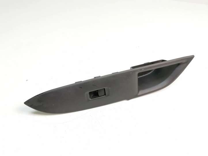 Mitsubishi Outlander (2012 - 2014)  7221C035ZZ Кнопка стеклоподъемников